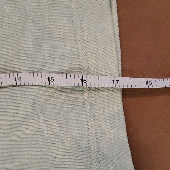 COPY - NEW Nike Mens Above Knee Length Short, Size XL - Picture 13 of 14